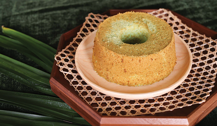 Pandan Chiffon Cake